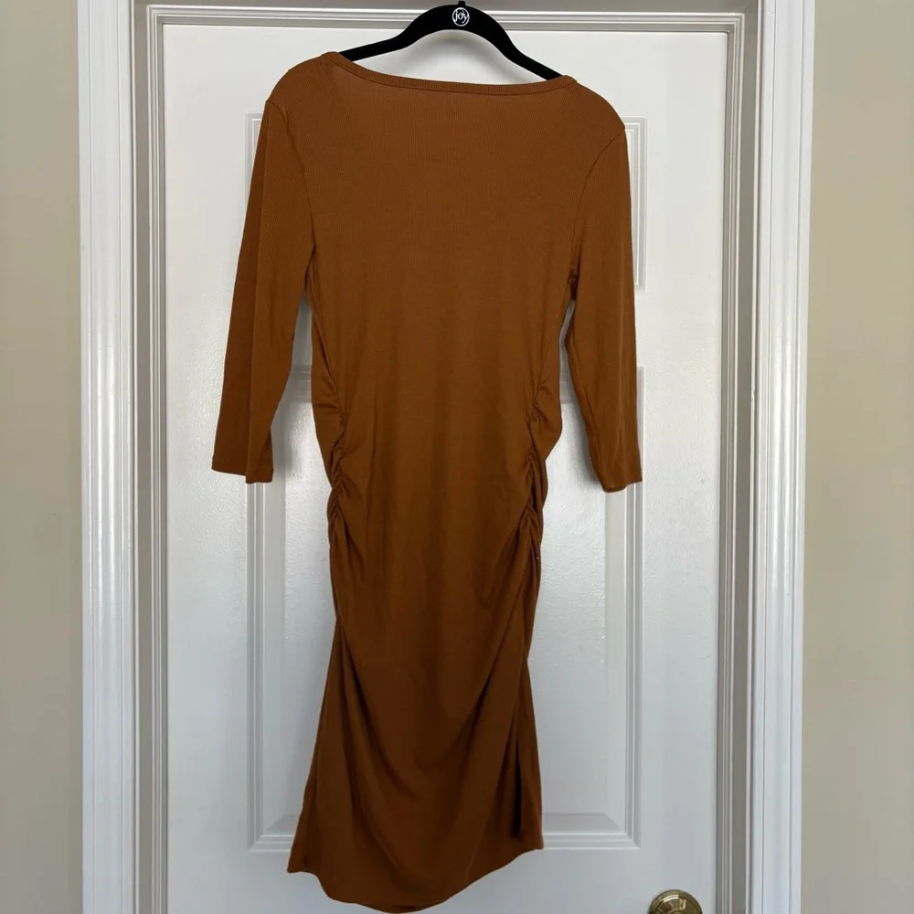 Isabel Maternity Ribbed 3/4 Sleeve Dress, Rust/Brown, Size S - Picture 4 of 4